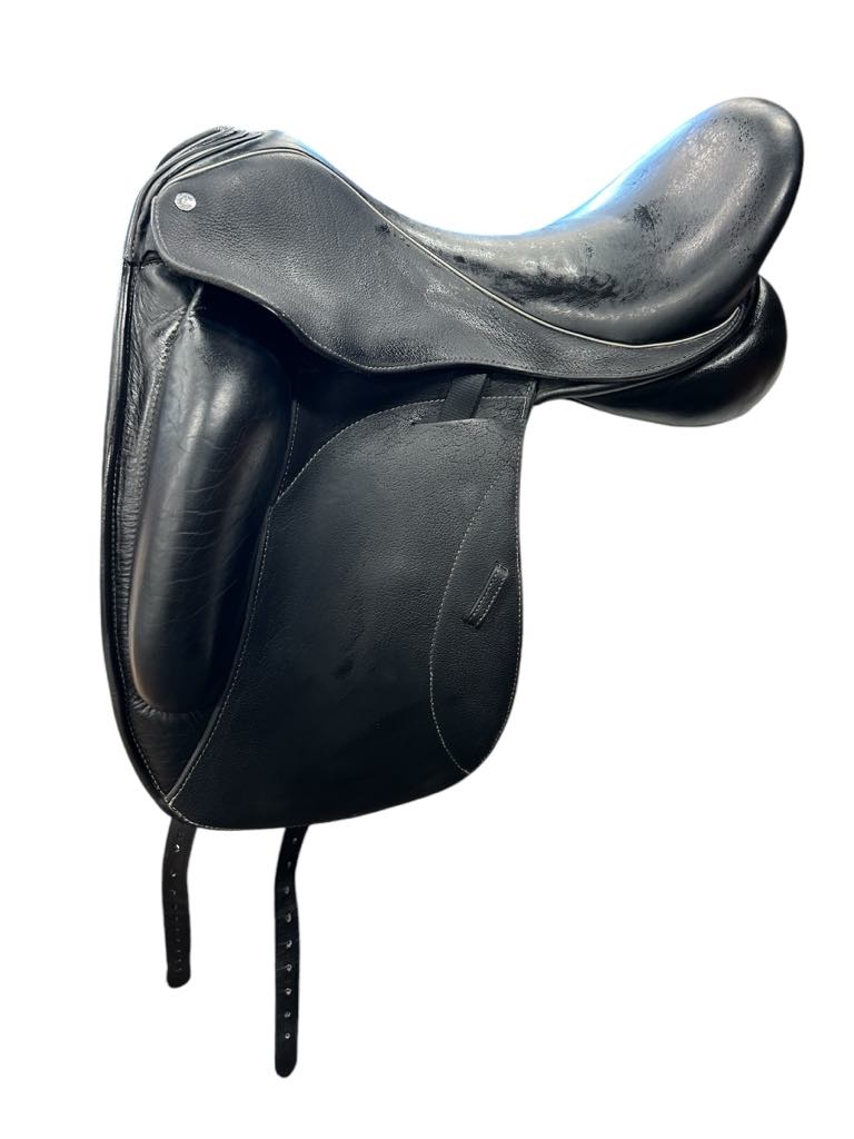 Custom Saddlery Icon Coda Dressage Saddle - 18 Seat/ 4 1/2 dot to dot Tree - USED