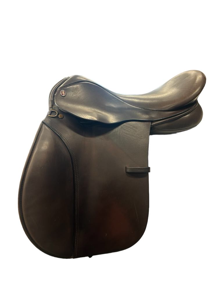 Jeffries Dressage Saddle - Brown - 17" Seat/Medium Tree - USED