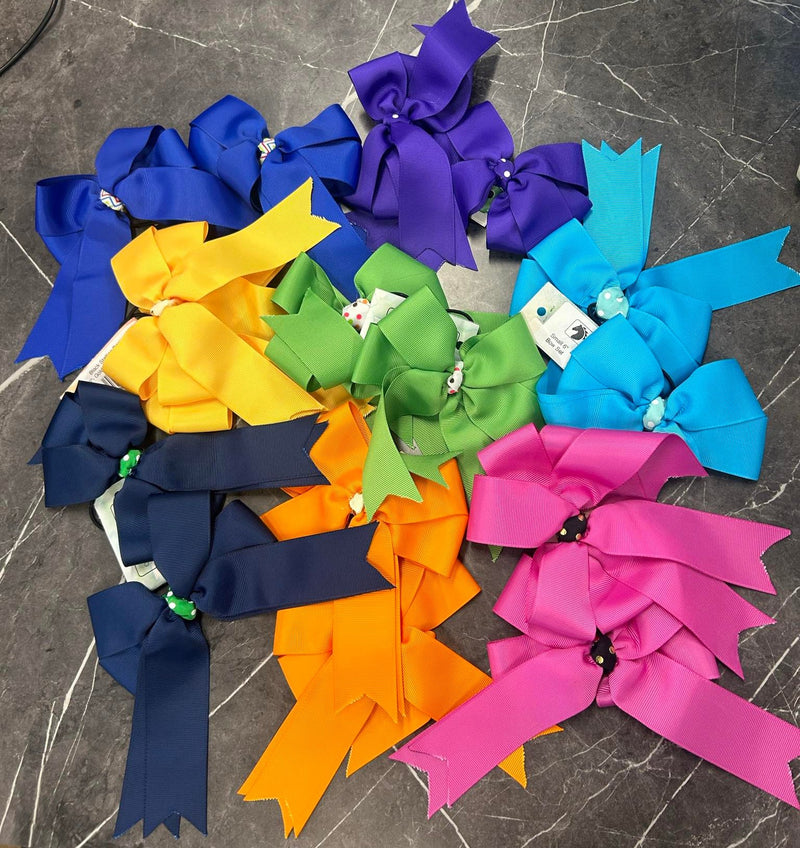 Black Stallion Designs Show Bows