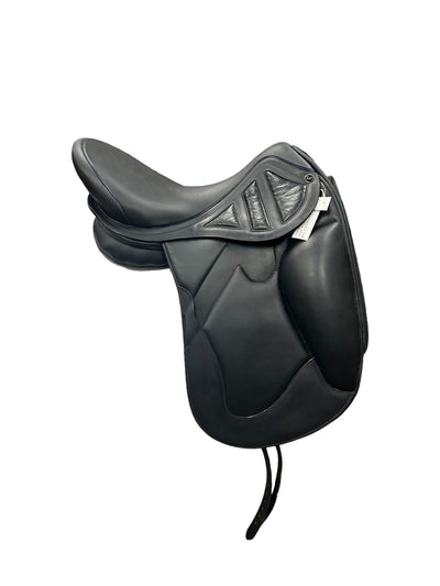 Cas Equestrian MaxFlex Dressage Saddle - Black - 17.5 - USED