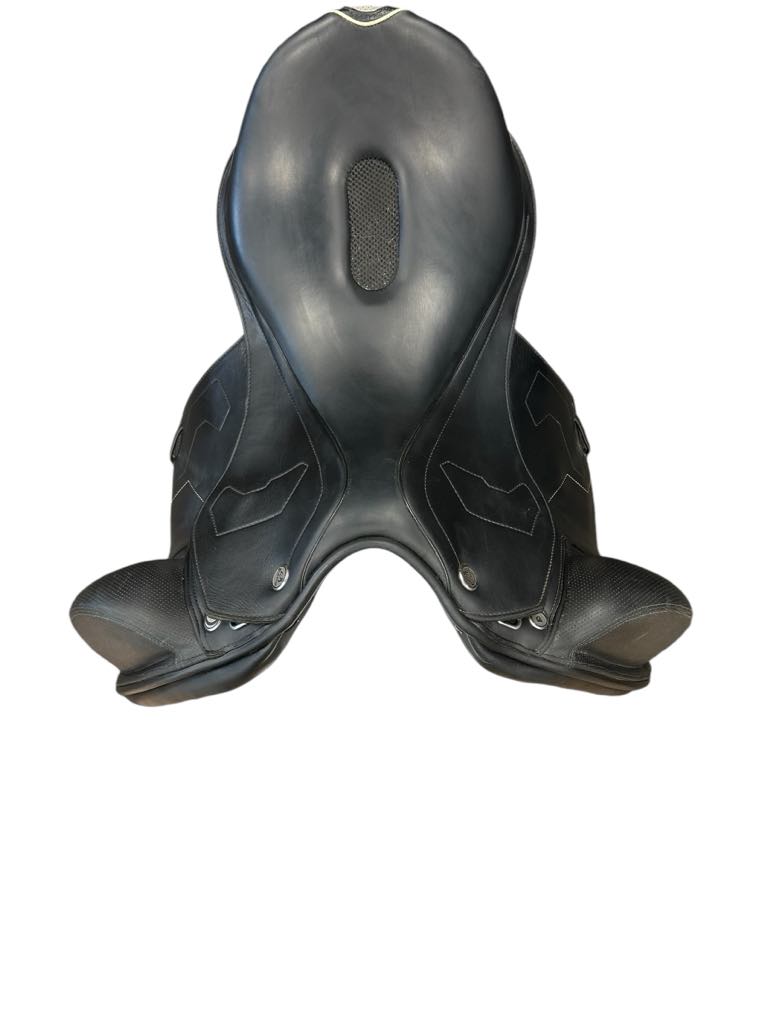 Prestige X-Breath Monoflap Dressage Saddle - 18 Seat/35cm Tree (can be adjusted) - USED