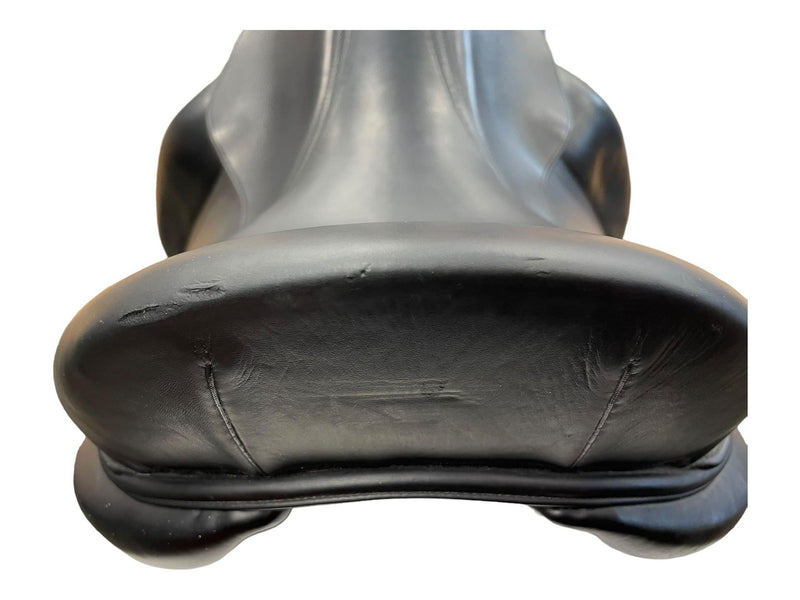 2009 CWD SE08 Dressage Saddle - Black - 17.5" / 4.75" Gullet - USED