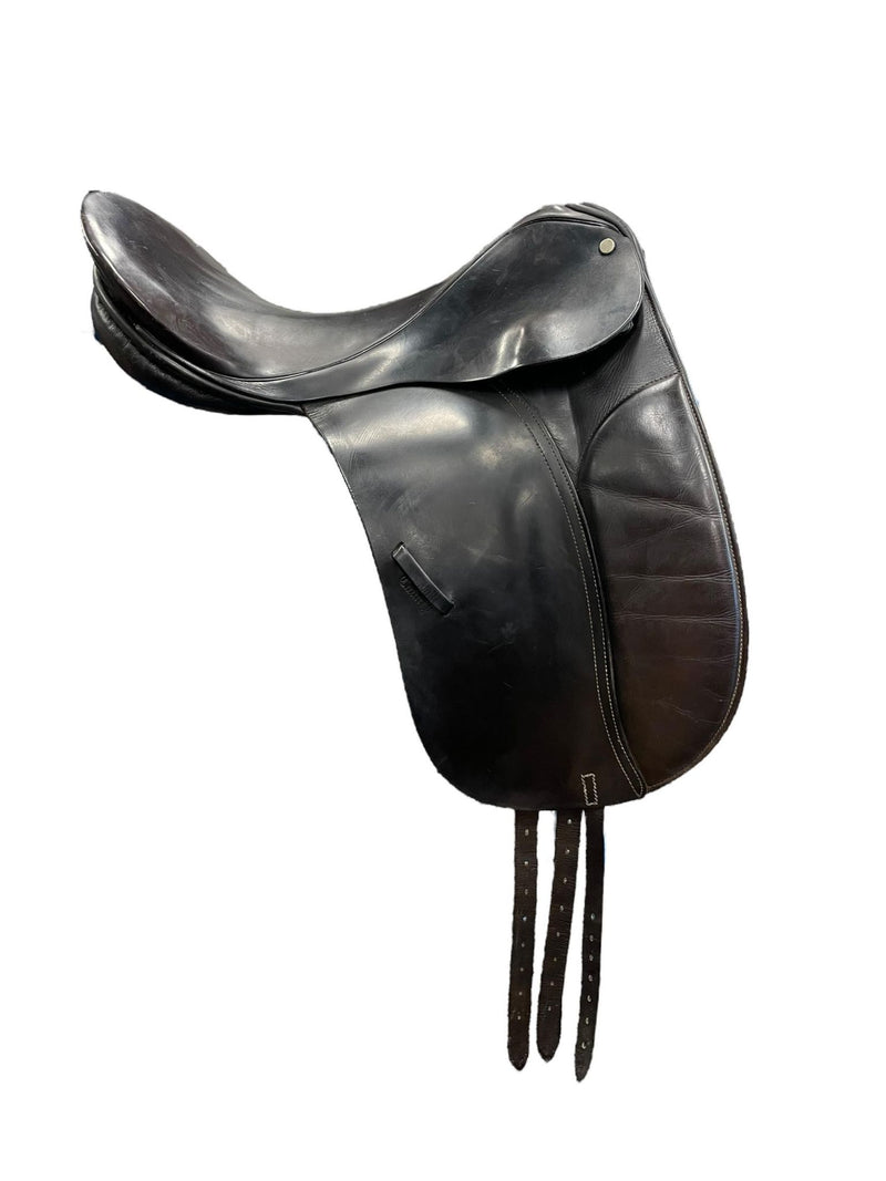 County Spring Tree Dressage Saddle - Black - 18" / Med Tree - USED