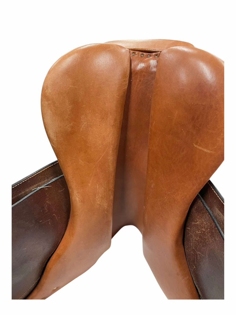 Pinnacle Close Contact Saddle - Brown - 17" / 5" Gullet - USED