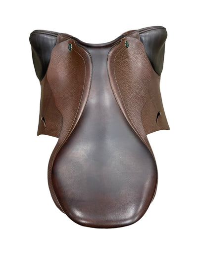 Prestige Roma Jump Saddle - 18" seat/33cm Tree - Tobacco - USED