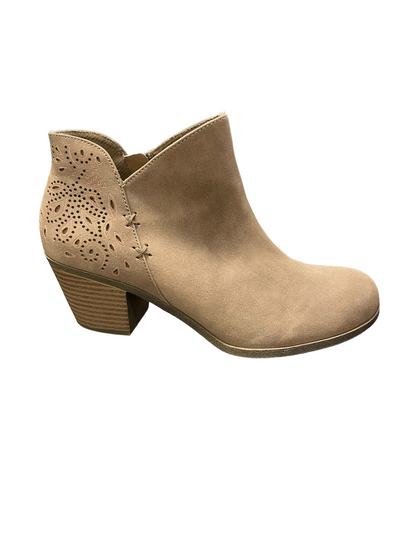 POP booties - light brown size 8 - USED -