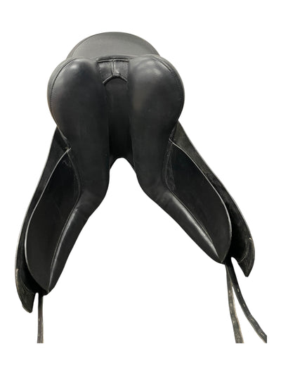 Patrick Saddlery Platinum DR Saddle - Black - 18"/Med Tree - USED